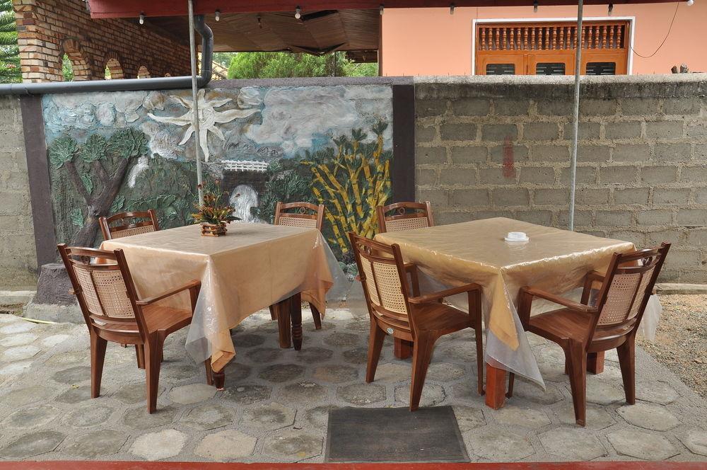 Sanoga Holiday Resort Tissamaharama Kültér fotó